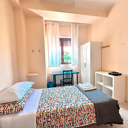 La Via Roma Casa de hóspedes 3*