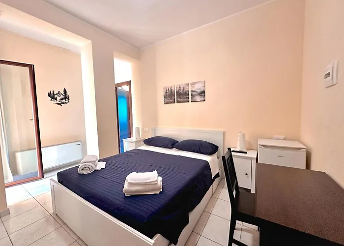 La Via Roma בית הארחה 3*